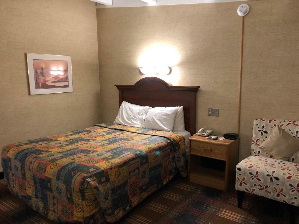 Red Carpet Inn Syracuse Airport North Syracuse Exterior foto